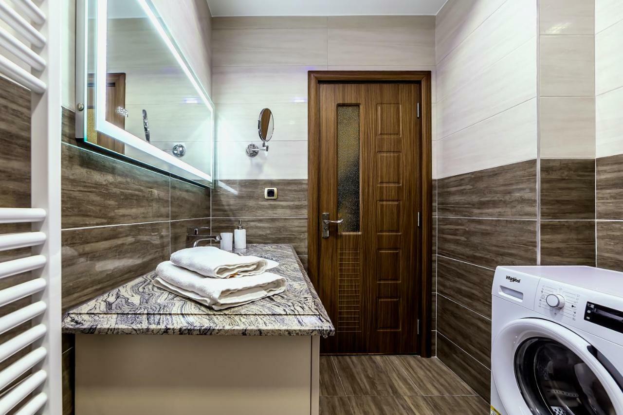 Apartment Chic By Landev Braşov Exterior foto